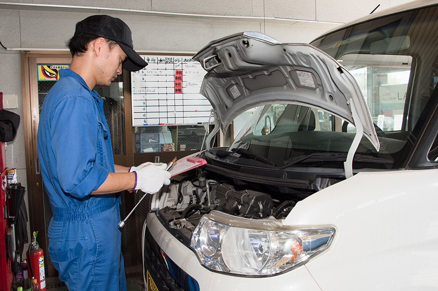 有限会社　篠崎自動車