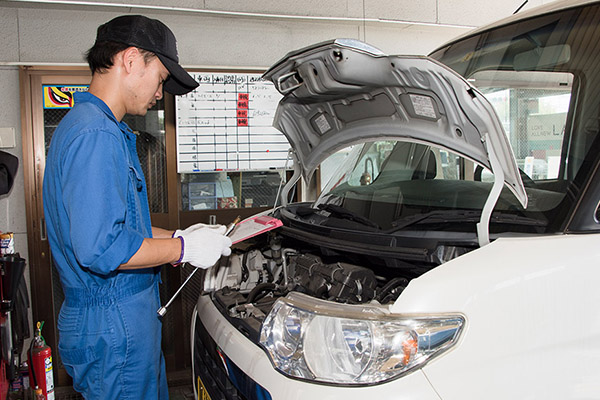 有限会社　篠崎自動車